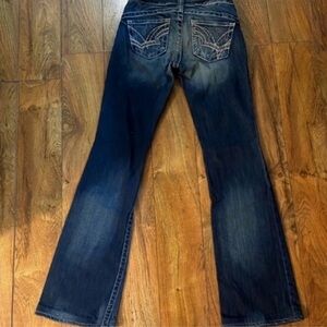 Beautiful Big Star Casey K Low Rise Jeans With 34” inseam
